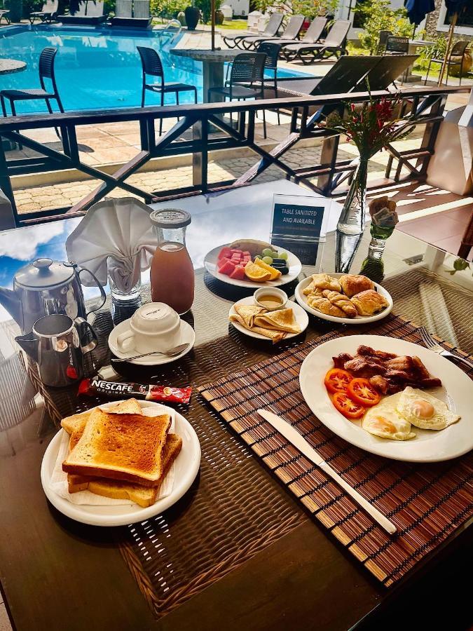 Sun Properties And Resort Hotel Beau Vallon  Buitenkant foto